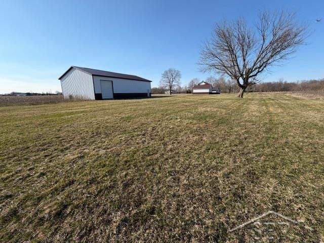 11755 W Tittabawassee Road, Freeland, MI 48623
