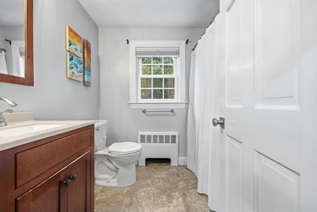47 Brook Drive, Lynnfield, MA 01940