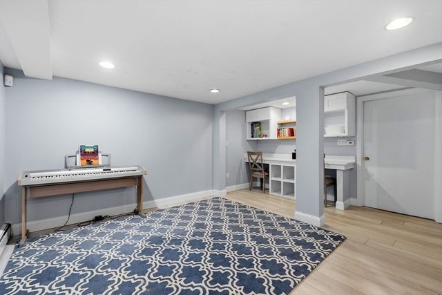 47 Brook Drive, Lynnfield, MA 01940