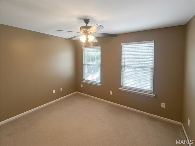 852 Molloy Drive, St Charles, MO 63366