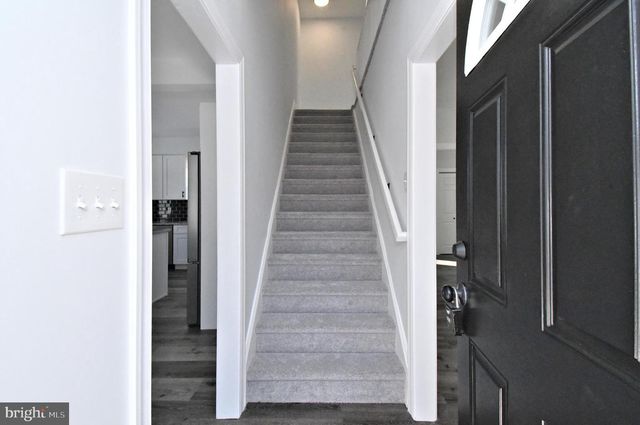 1398 CHESTNUT GROVE RD, Pottstown, PA 19464