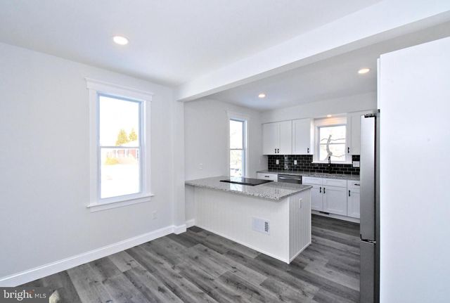 1398 CHESTNUT GROVE RD, Pottstown, PA 19464