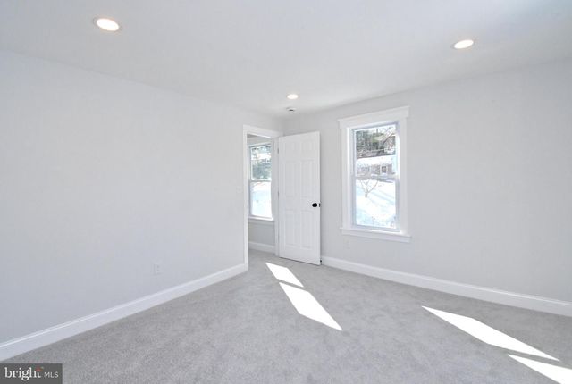 1398 CHESTNUT GROVE RD, Pottstown, PA 19464