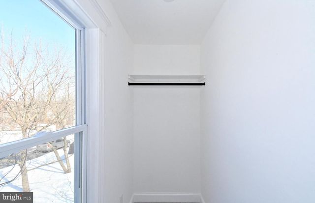 1398 CHESTNUT GROVE RD, Pottstown, PA 19464