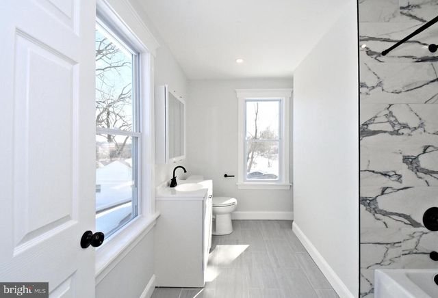 1398 CHESTNUT GROVE RD, Pottstown, PA 19464