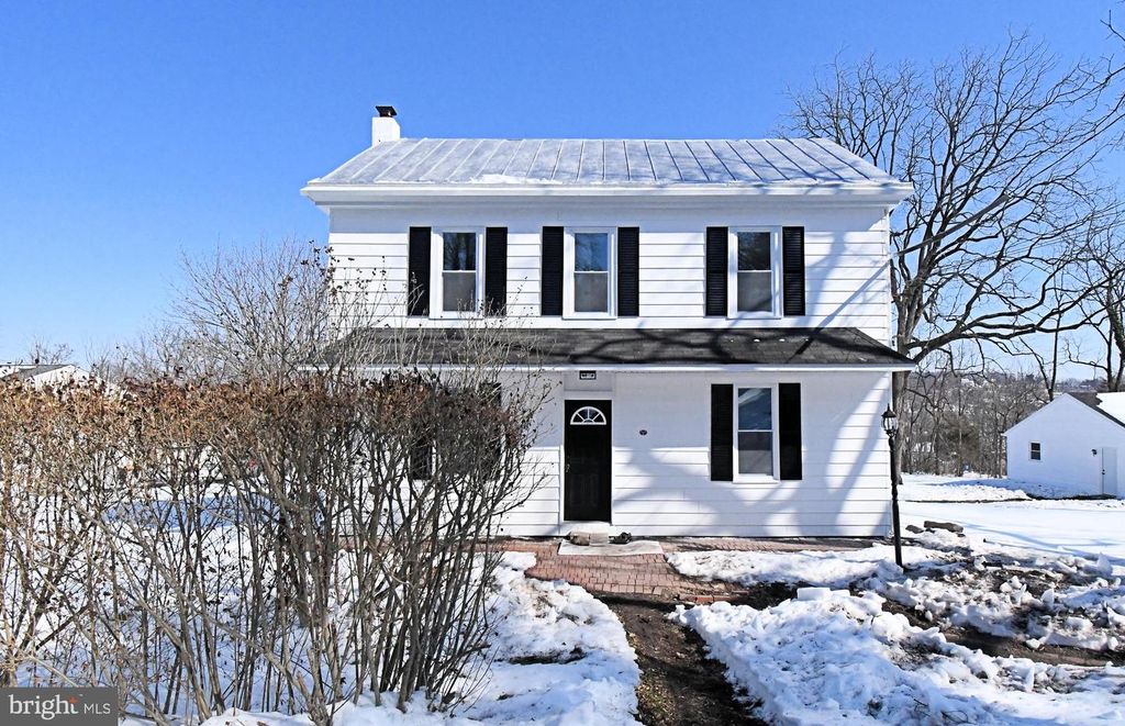 1398 CHESTNUT GROVE RD, Pottstown, PA 19464