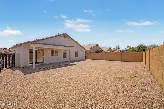 8904 W Edgemont Avenue, Phoenix, AZ 85037