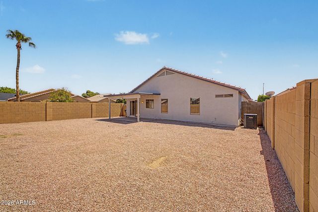 8904 W Edgemont Avenue, Phoenix, AZ 85037