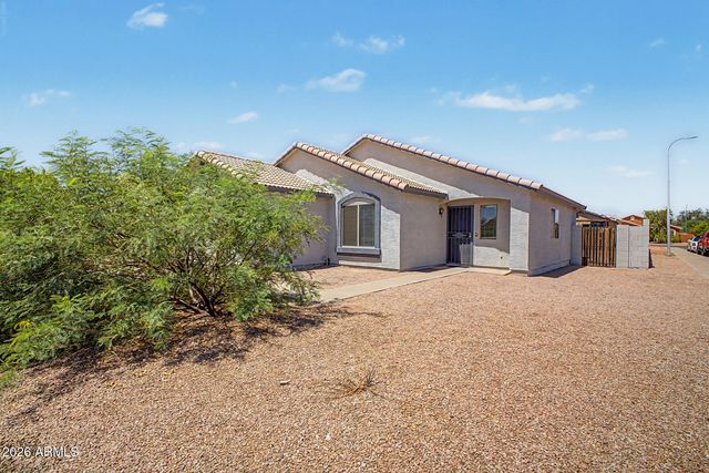 8904 W Edgemont Avenue, Phoenix, AZ 85037