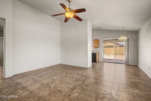 8904 W Edgemont Avenue, Phoenix, AZ 85037
