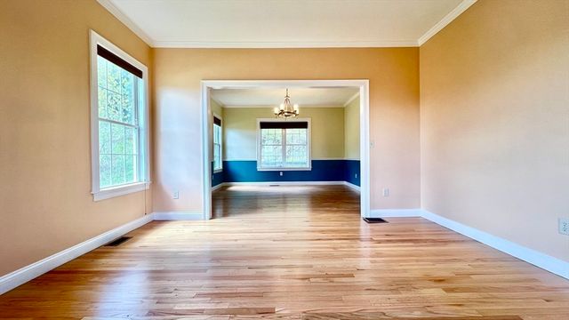 7 Deer Run, Charlton, MA 01507