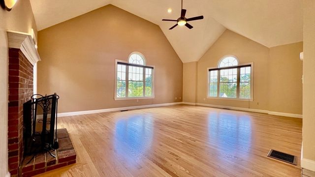 7 Deer Run, Charlton, MA 01507