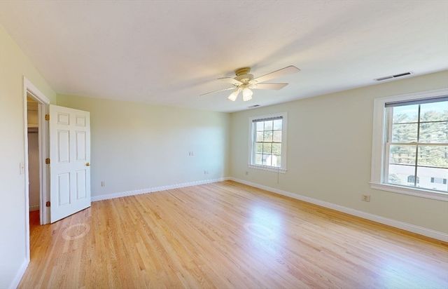 7 Deer Run, Charlton, MA 01507