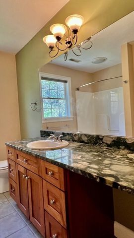 7 Deer Run, Charlton, MA 01507