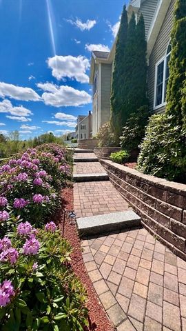 7 Deer Run, Charlton, MA 01507