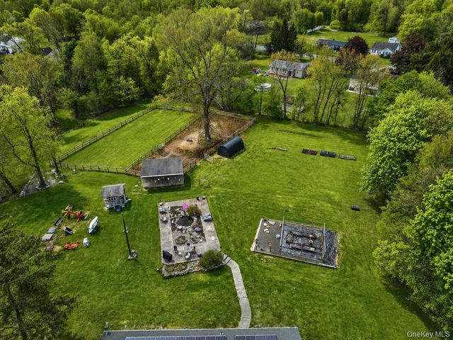 2191 State Route 52, Pine Bush, NY 12566
