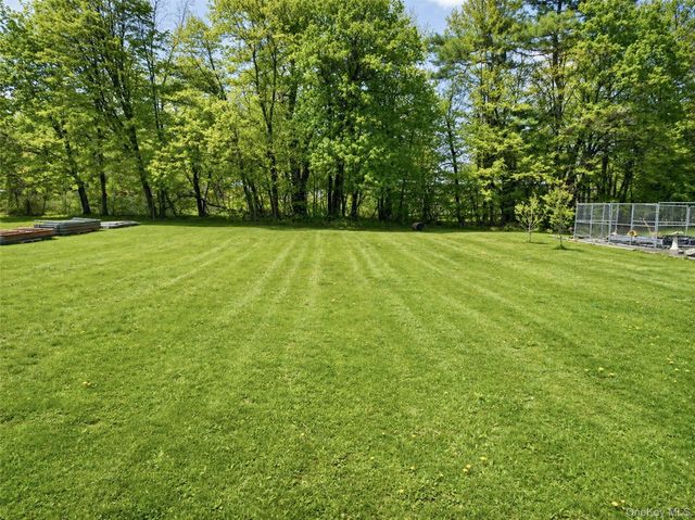 2191 State Route 52, Pine Bush, NY 12566
