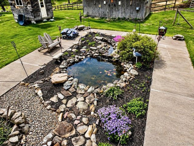 2191 State Route 52, Pine Bush, NY 12566