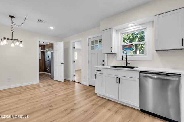 475 Lighthouse Drive, Manahawkin, NJ 08050