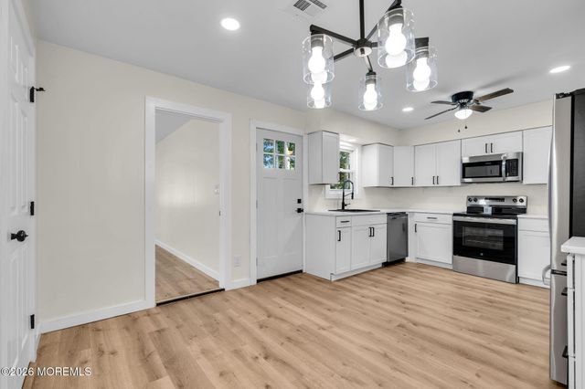 475 Lighthouse Drive, Manahawkin, NJ 08050