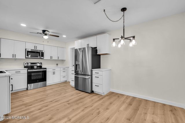 475 Lighthouse Drive, Manahawkin, NJ 08050