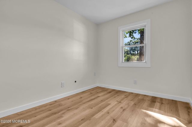 475 Lighthouse Drive, Manahawkin, NJ 08050