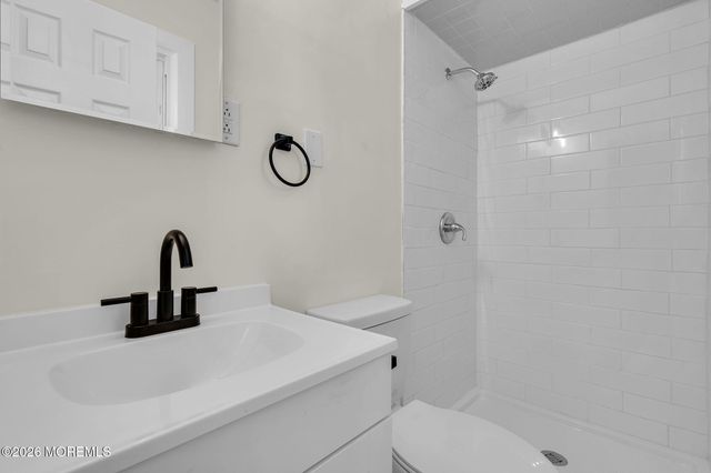 475 Lighthouse Drive, Manahawkin, NJ 08050