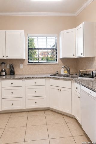 6160 Eckhert Rd Apt 804, San Antonio, TX 78240