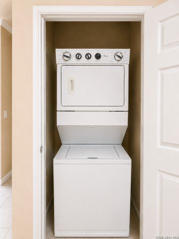 6160 Eckhert Rd Apt 804, San Antonio, TX 78240