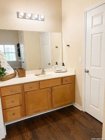 6160 Eckhert Rd Apt 804, San Antonio, TX 78240