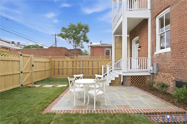 2025 W Grace St, Richmond, VA 23220