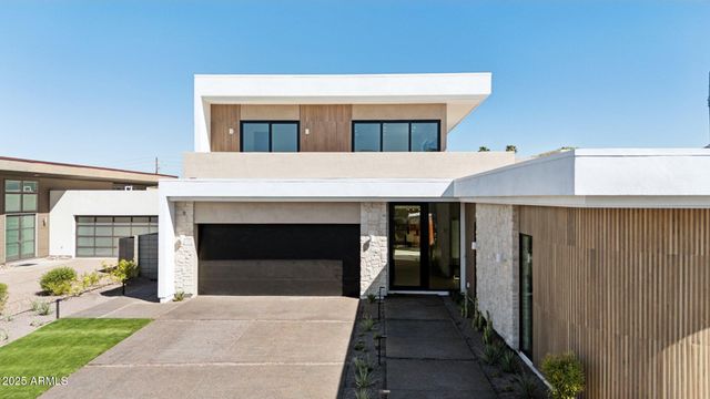 1830 E PALMAIRE Avenue, Phoenix, AZ 85020