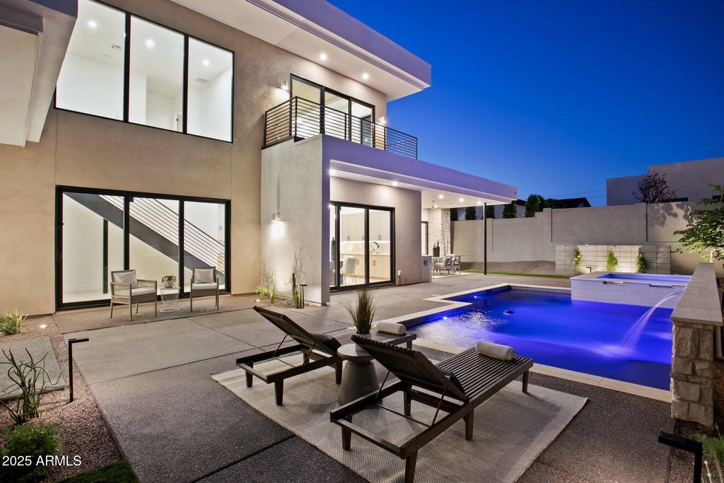 Image 45 of property listing at 1830 E PALMAIRE Avenue, Phoenix, AZ 85020