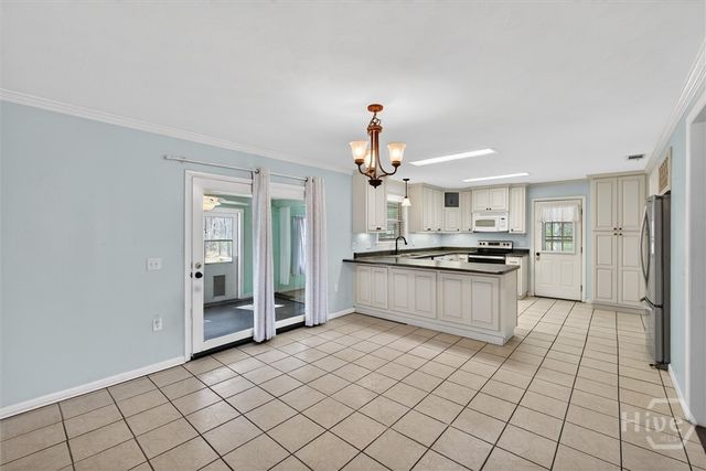 1005 Cedar Street, Metter, GA 30439