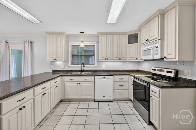 1005 Cedar Street, Metter, GA 30439