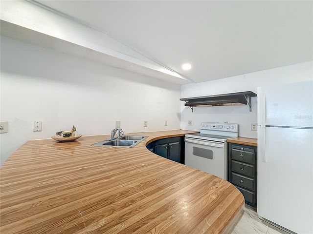 16940 SE 101ST COURT ROAD, Summerfield, FL 34491