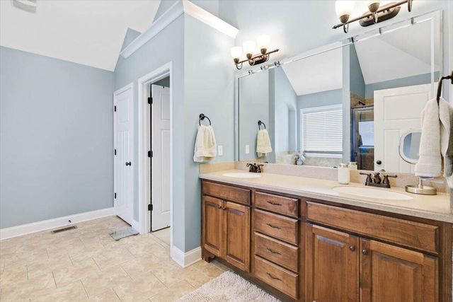 37 Bur Oak Drive, Ringgold, GA 30736