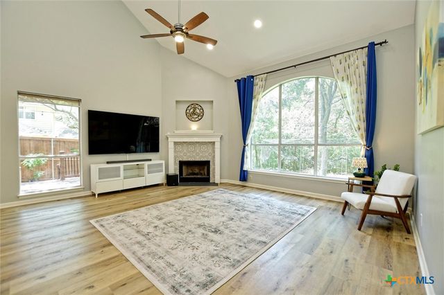 2203 Falkirk Drive, Round Rock, TX 78681