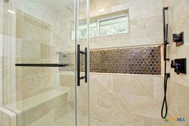 2203 Falkirk Drive, Round Rock, TX 78681