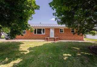 508 N STUART AVE, Elkton, VA 22827