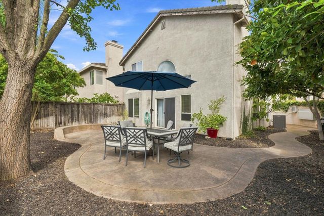 2810 Isle St, Rocklin, CA 95765