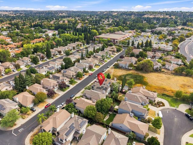 2810 Isle St, Rocklin, CA 95765