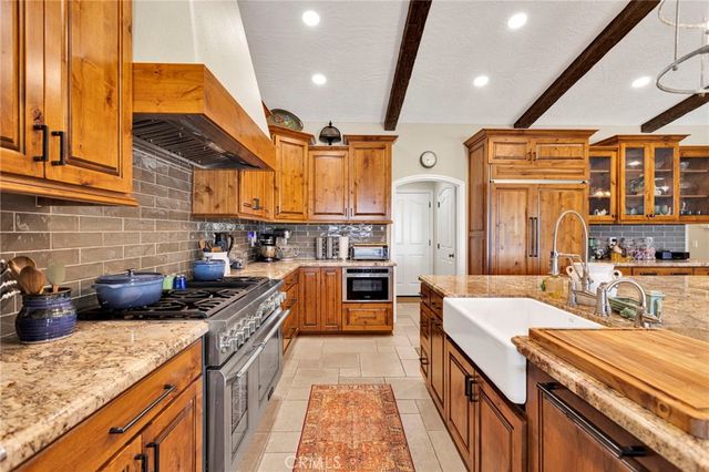 18550 Eucalyptus, Hesperia, CA 92345