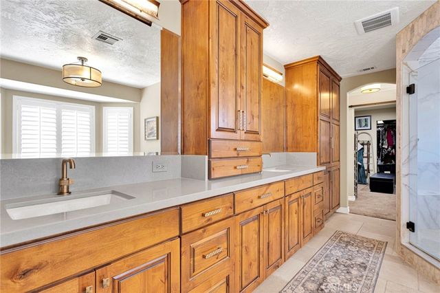 18550 Eucalyptus, Hesperia, CA 92345
