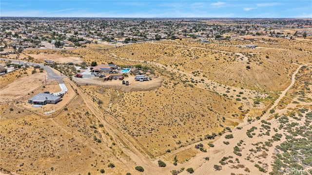 18550 Eucalyptus, Hesperia, CA 92345