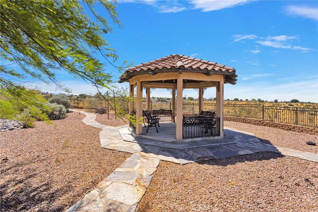 18550 Eucalyptus, Hesperia, CA 92345