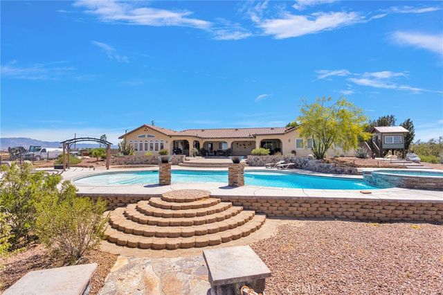 18550 Eucalyptus, Hesperia, CA 92345