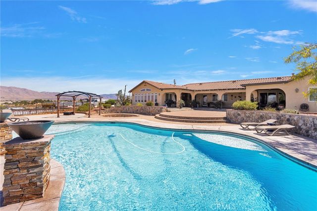 18550 Eucalyptus, Hesperia, CA 92345