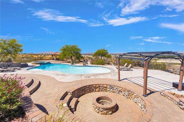 18550 Eucalyptus, Hesperia, CA 92345