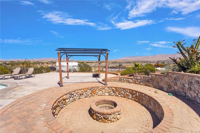 18550 Eucalyptus, Hesperia, CA 92345